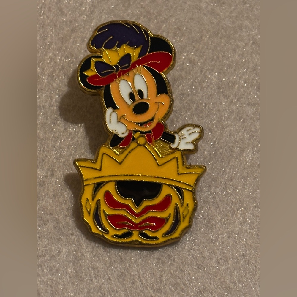 Minnie Mouse Disney Trading pin